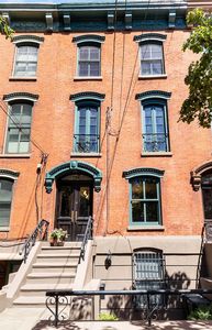 136 Sussex St, Jersey City, NJ, 07302