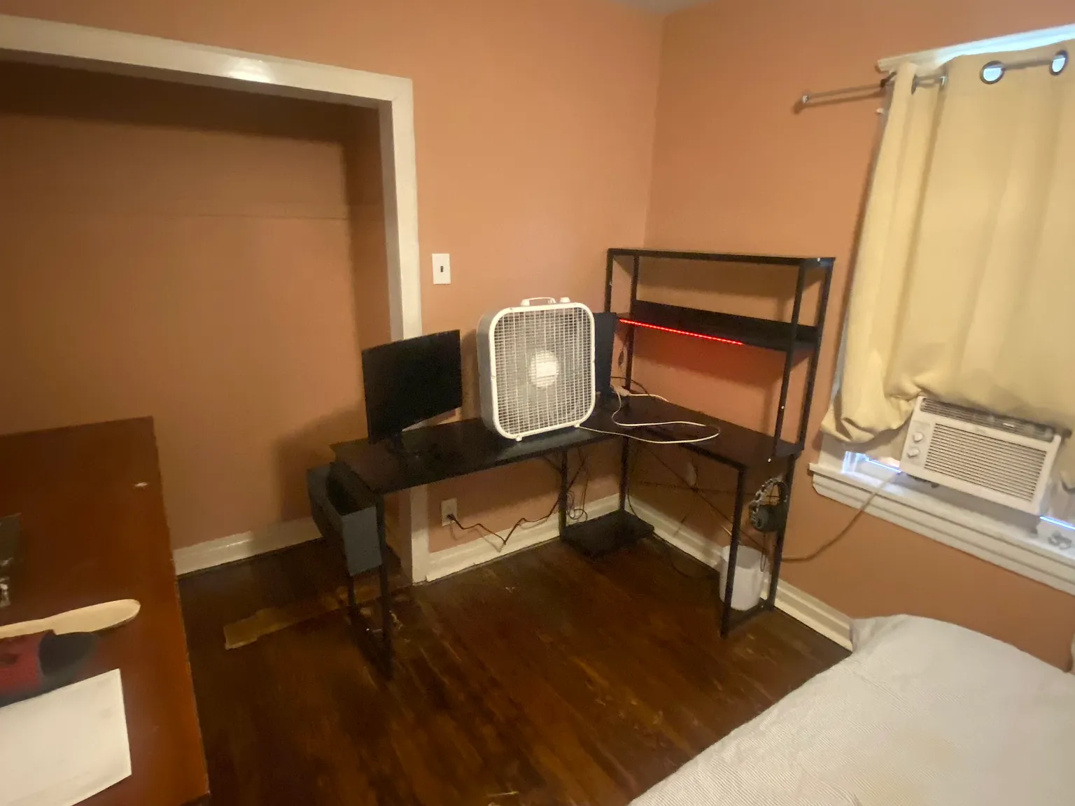 2 bed, $1,800 — Photo 4