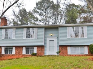 7340 Rollingridge Dr, Charlotte, NC 28211