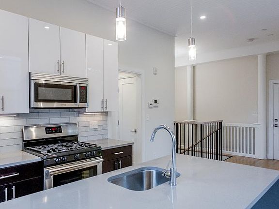 2nd image of 11 Newcomb St #3X