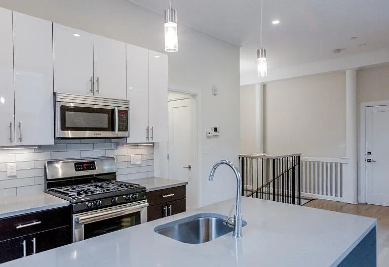 11 Newcomb St #3A — Photo 1