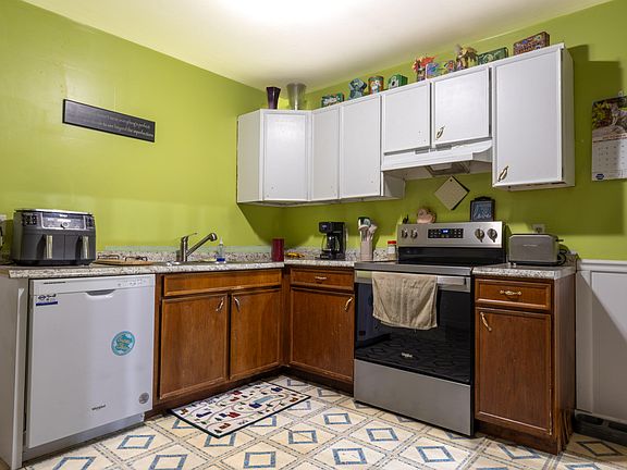 4th image of 14 Rollins Street