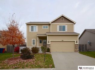 4608 Waterford Ave, Bellevue, NE 68133
