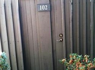 102 Elmhurst Cir, Sacramento, CA 95825
