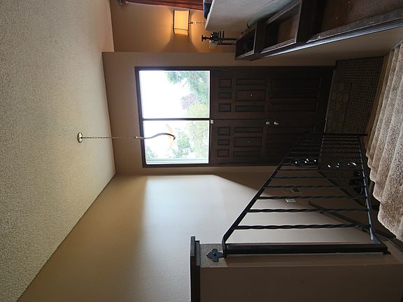5th image of 5510 44th Ave E