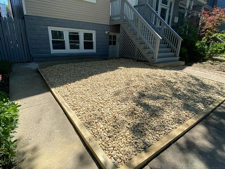 1021 W Wellington Ave #G — Photo 10