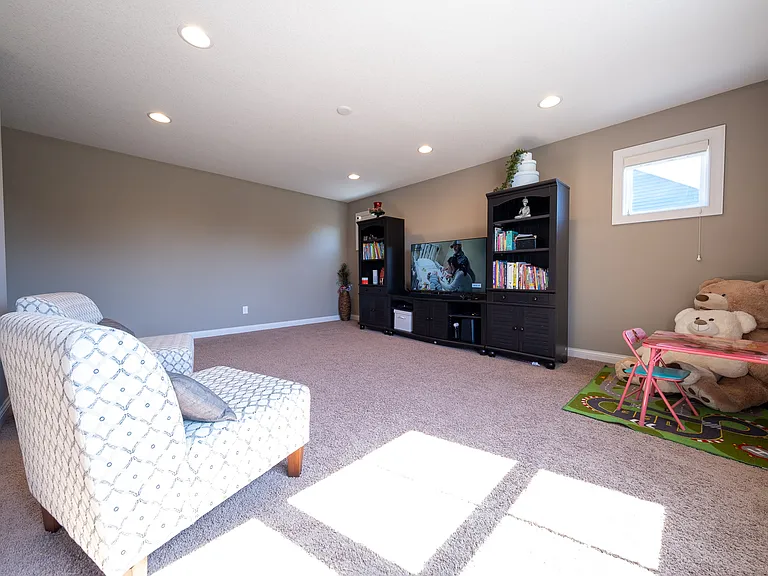15356 Eagle Creek Way — Photo 46