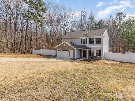 2nd image of 205 Athens Dr #31
