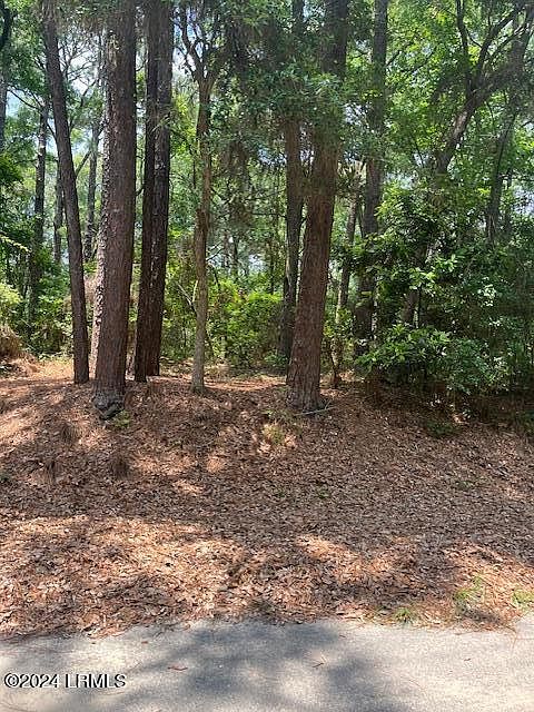 1st image of 9 Woods Lane