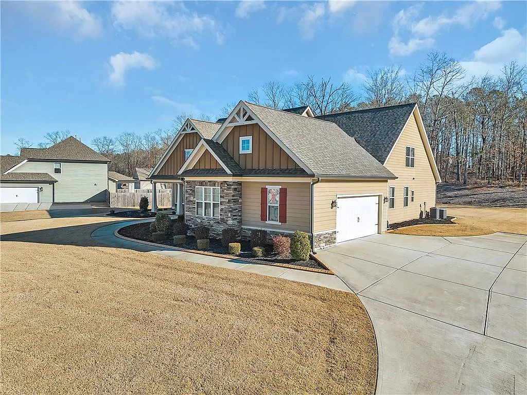 4 bed, 3.5 bath, 3295 sqft, $3,750 — Photo 4