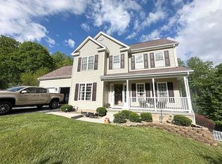518 Brandon Dr, Bluefield, VA 24605