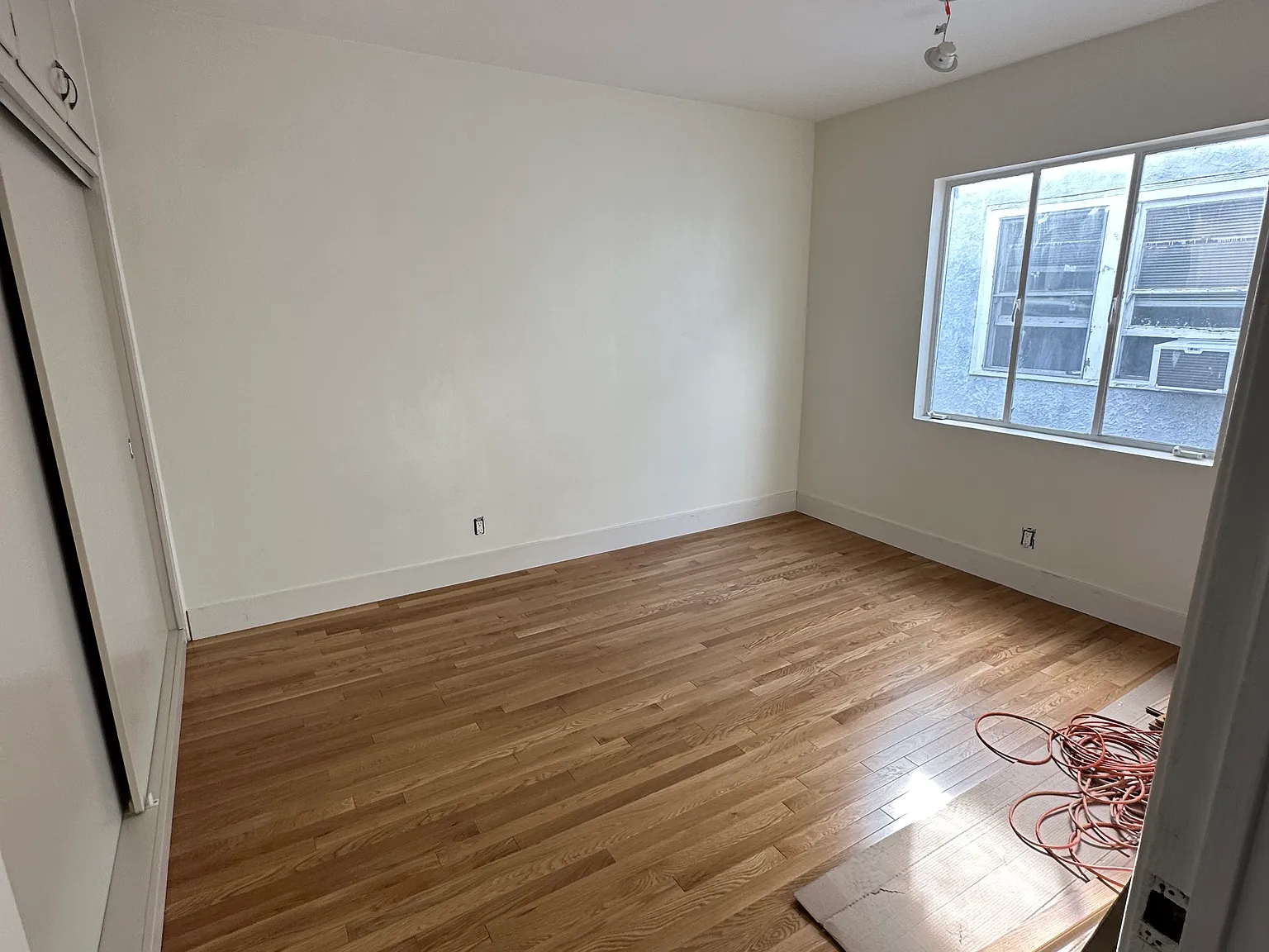 1 bed, 600 sqft, $2,350 — Photo 3