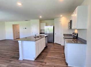 84 Draught St, Rossville, GA 30741
