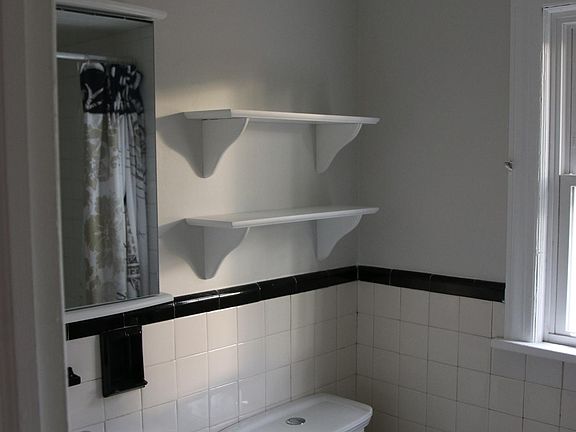 4th image of 17 Columbus Ave Floor 2