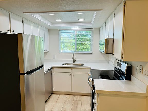 2nd image of 4646 S Quail Park Dr