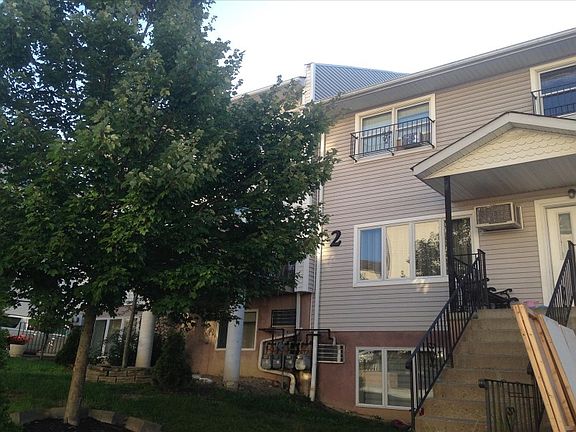 3rd image of 2 Preshburg Blvd Unit 202