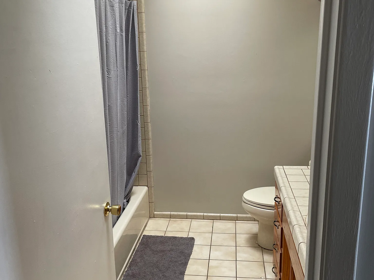 3 bed, 2250 sqft, $3,500 — Photo 4
