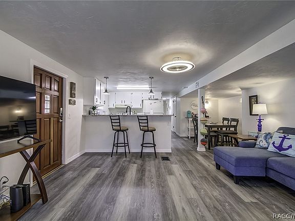 5th image of 2676 N Comanche Point