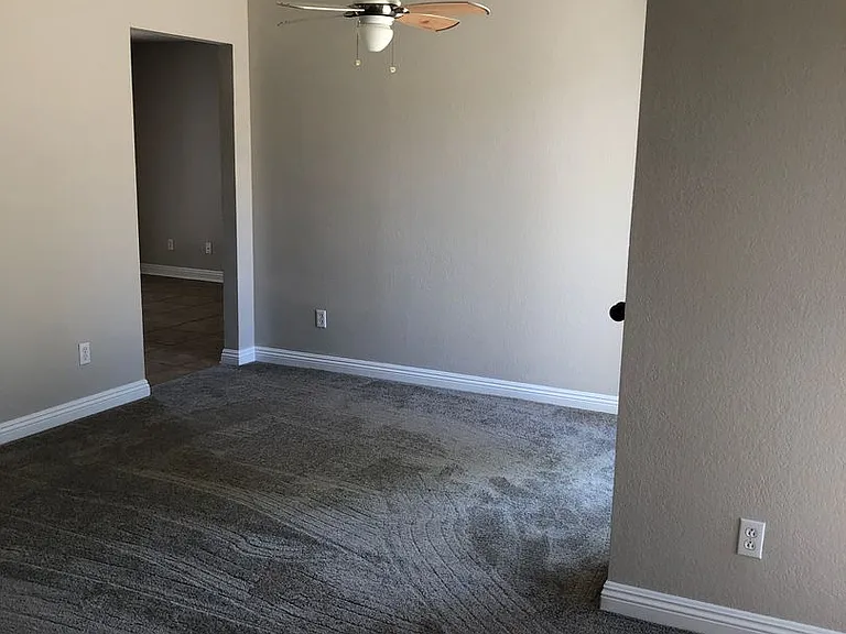 10328 New Bedford Ct — Photo 15