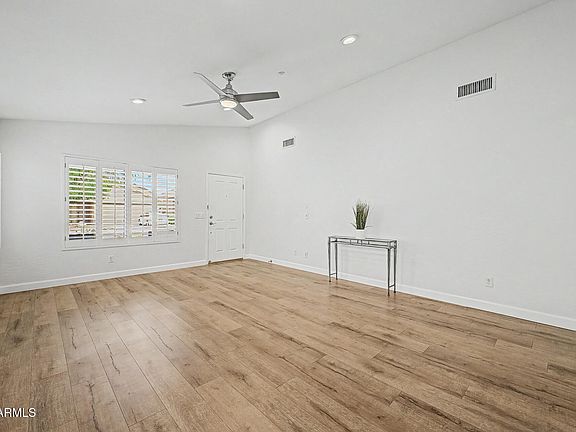3rd image of 10482 E KAREN Drive