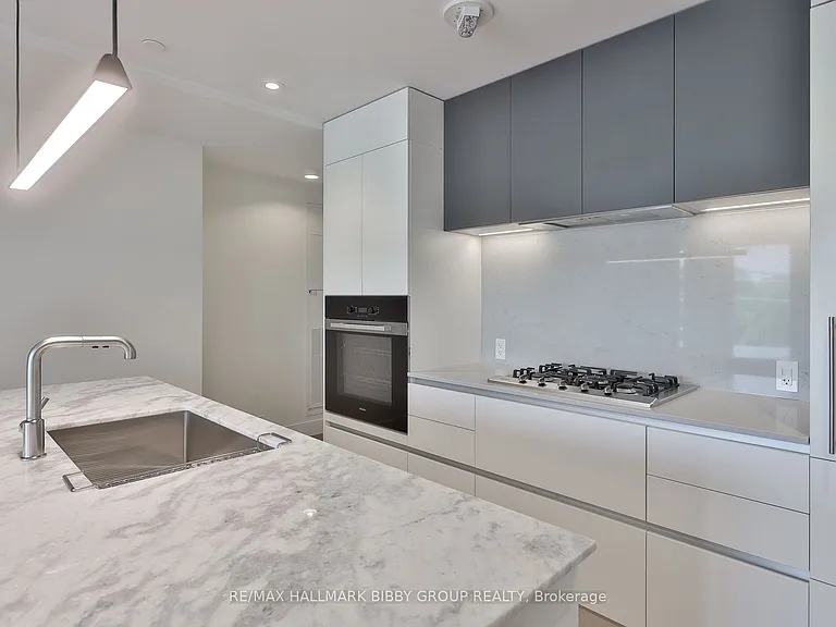 1414 Bayview Ave #304 — Photo 11