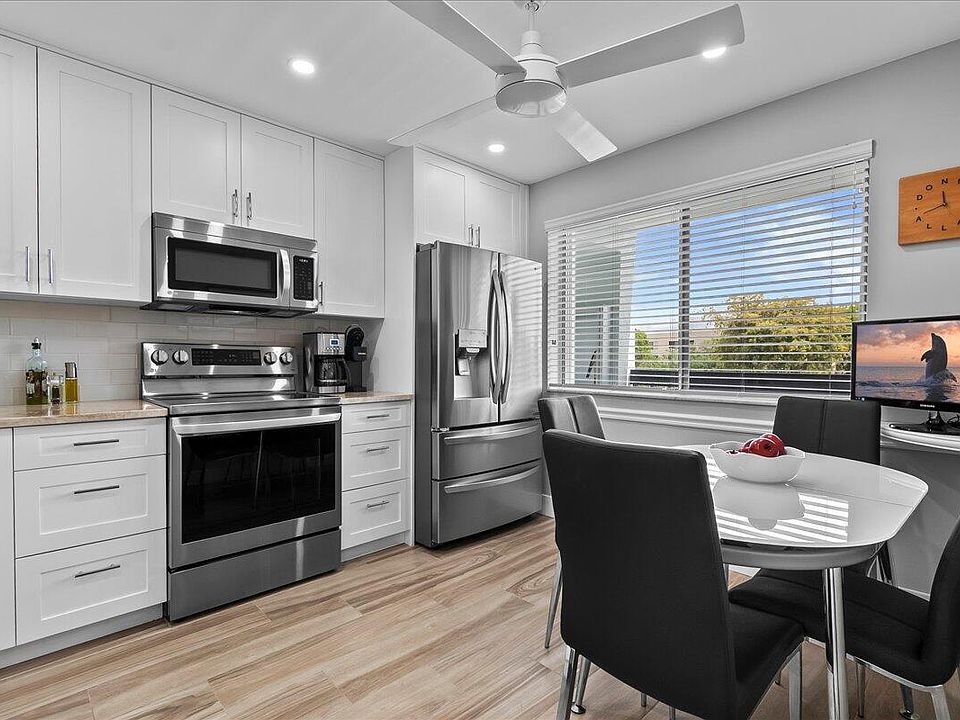 1st image of 6698 10th Avenue N #305