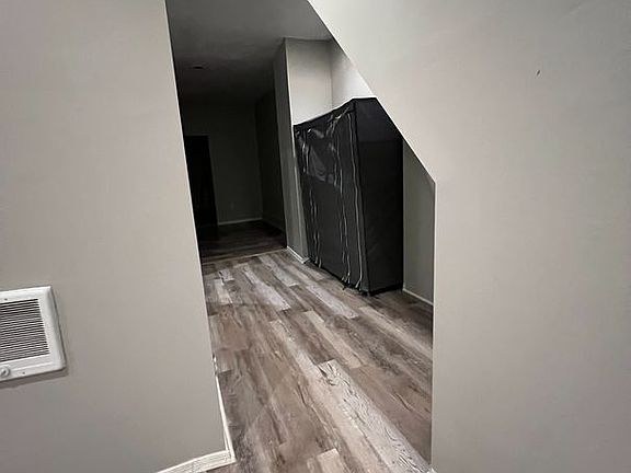 5th image of 7307 Sycamore Ave #1