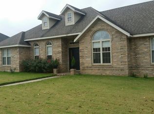 411 NW Saddlebrook Dr, Rogers, AR 72712