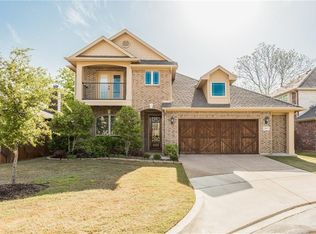 3002 Starlight Ct, Euless, TX 76039