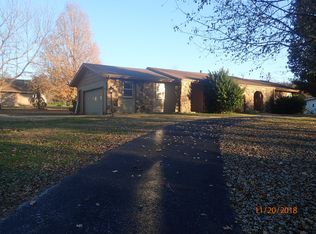 6410 N Martingale Cir, Ozark, MO 65721