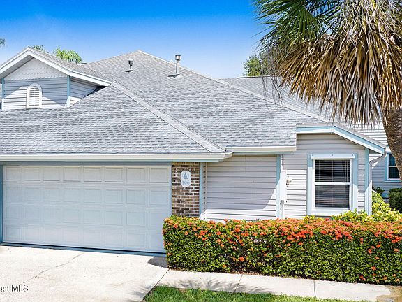 3rd image of 106 Tradewinds Dr #106
