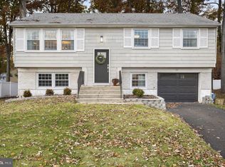 211 Ganttown Rd, Turnersville, NJ 08012