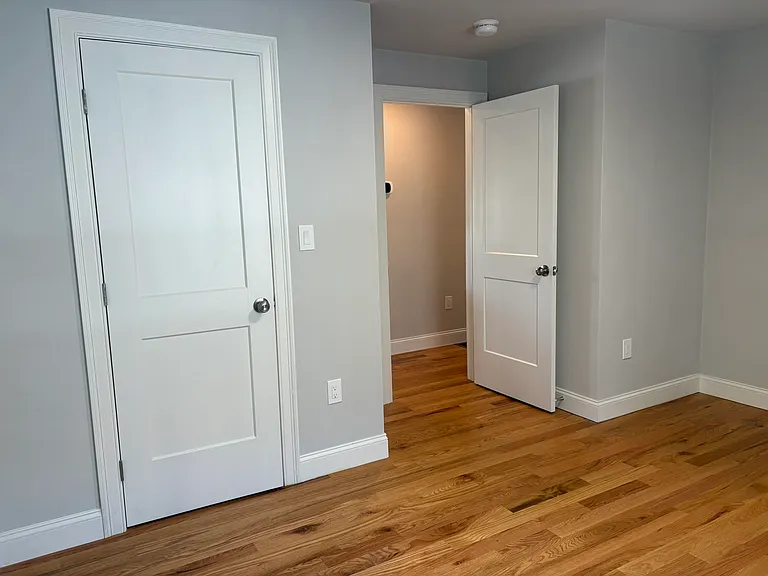 254 Salem St #1 — Photo 15