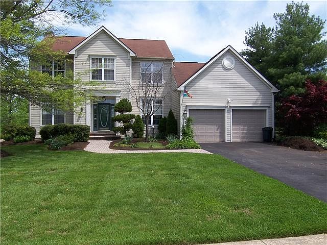 1st image of 116 Peace Ct E