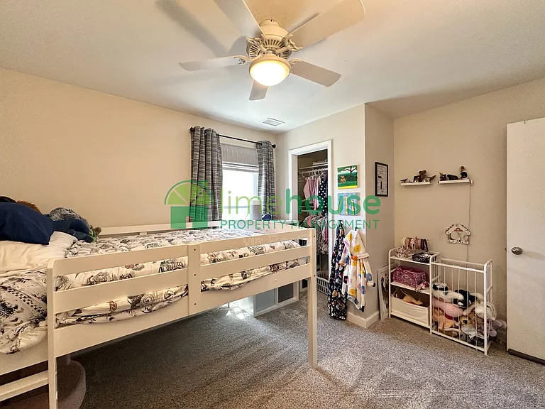 1112 Seabright Ct — Photo 19