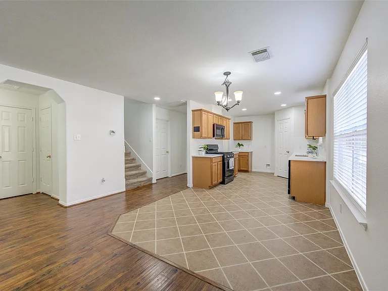 24626 Cornell Park Ln — Photo 17