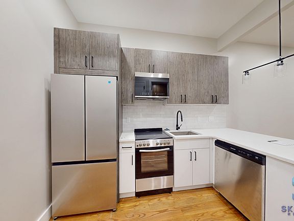 2nd image of 852 Flushing Ave #3A