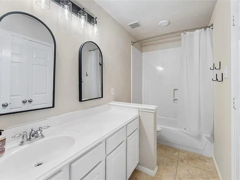 19106 Spring Meadows Ln — Photo 15