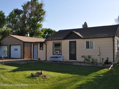 1103 2nd Ave W, Lemmon, SD, 57638