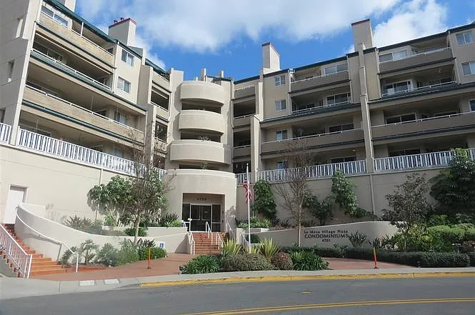 4701 Date Ave #411