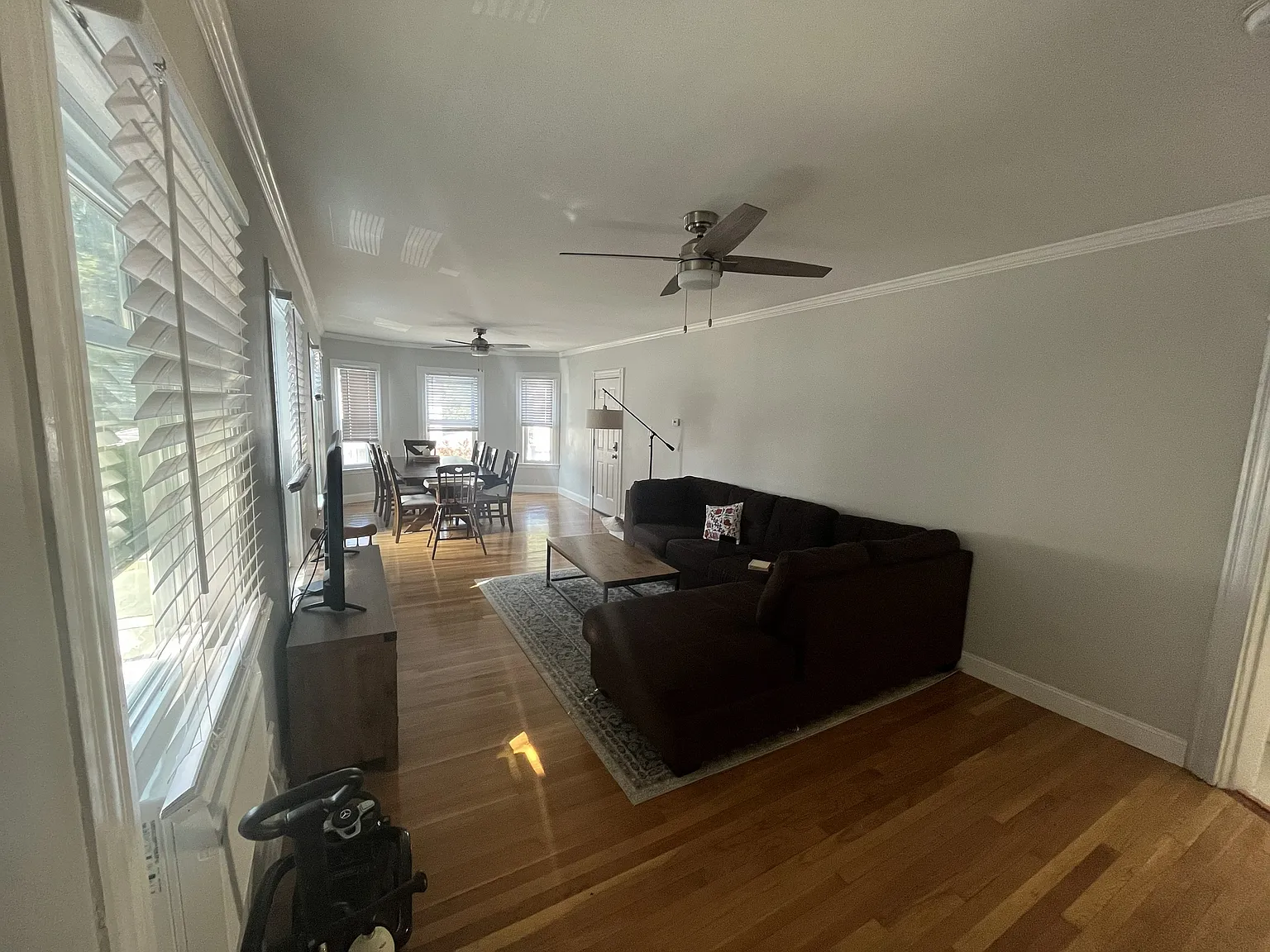 3 bed, 1300 sqft, $3,600 — Photo 3