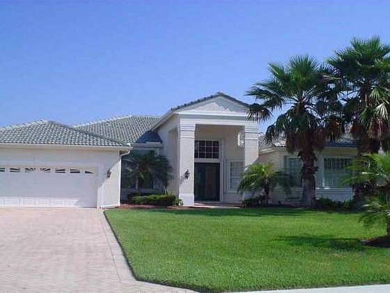 1st image of 2009 SE Kilmallie Ct