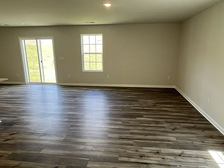 11023 Daisy Ct — Photo 5