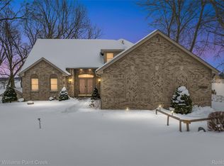 10045 Highland Rd, White Lake, MI 48386