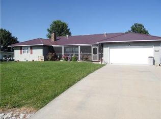 102 W Main St, Gallatin, MO 64640