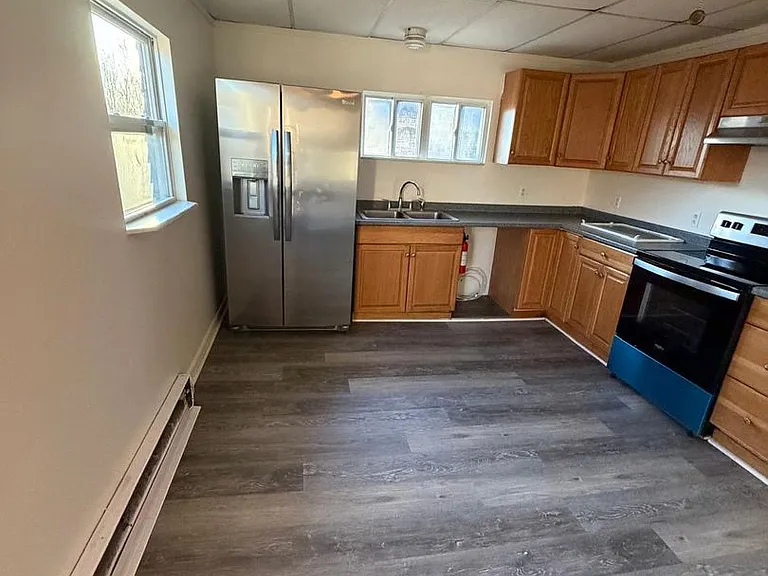 138 Main St — Photo 15