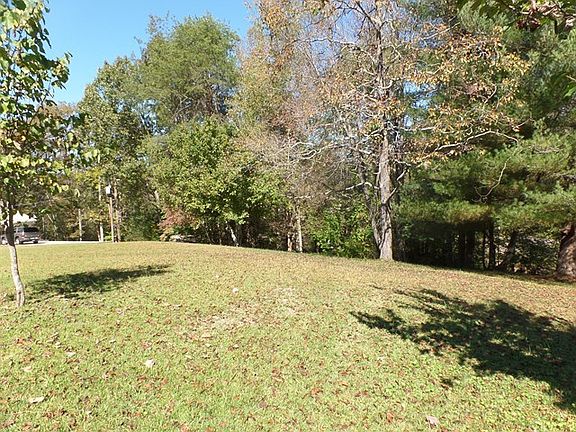 2nd image of Hillwood Dr
