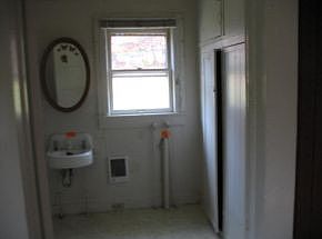 3rd image of 1010 Boone N