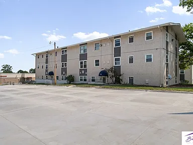 Do Not Use- B 36 Apartments - 3510-3518 Gertrude St Bellevue NE | Zillow