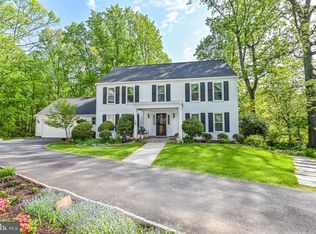 12214 Rowan Tree Dr, Fairfax, VA 22030